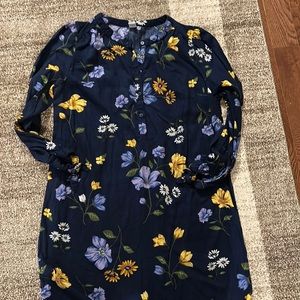 Old Navy size M navy floral long sleeve dress